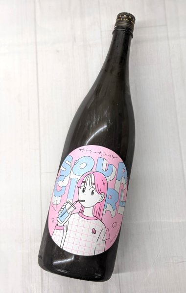 画像2: 飛良泉　サワーガール　純米吟醸　1.8L (2)